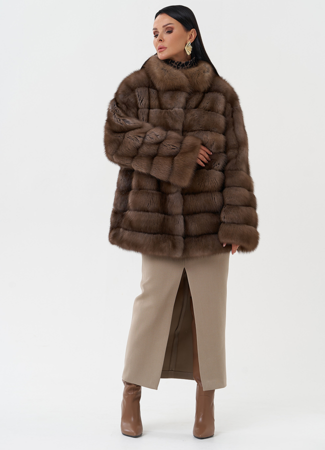 Оверсайз шуба из меха куницы модель № 28085 универмаг малина