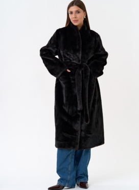 Женское пальто из эко меха с воротником шаль