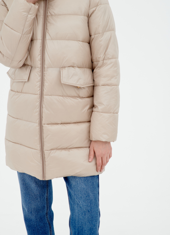 Пуховик светлый с капюшоном модель № 78913 в рассрочку