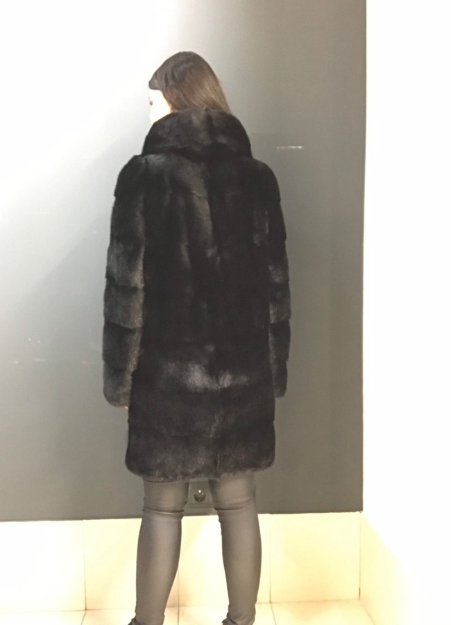 Норковая шуба с капюшоном в черном цвете модель № 2014С универмаг малина