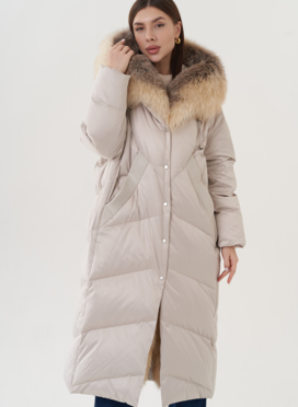 Пуховик с отделкой капюшона из меха лисы