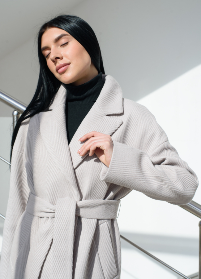 Женское пальто  модель № 22458 универмаг малина