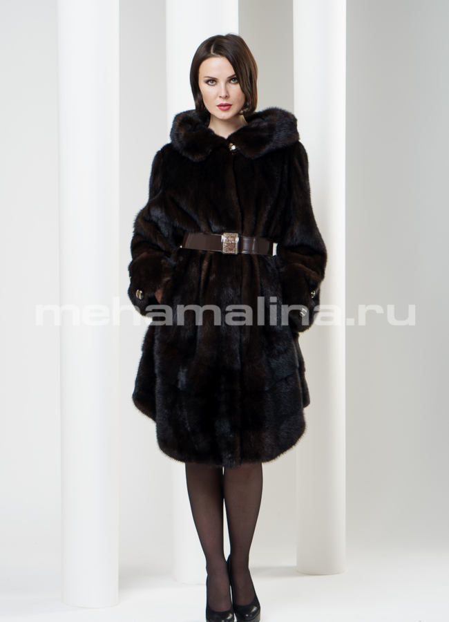 Шуба из норки с капюшоном 