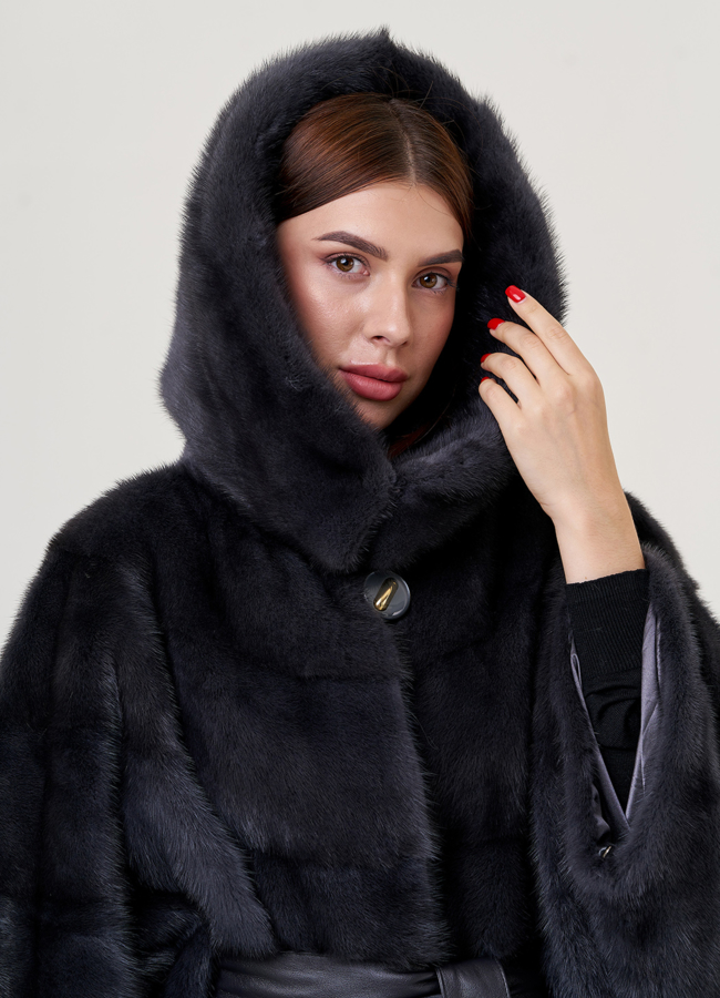 Шуба из норки в цвете графит с капюшоном  модель № 23359 универмаг малина
