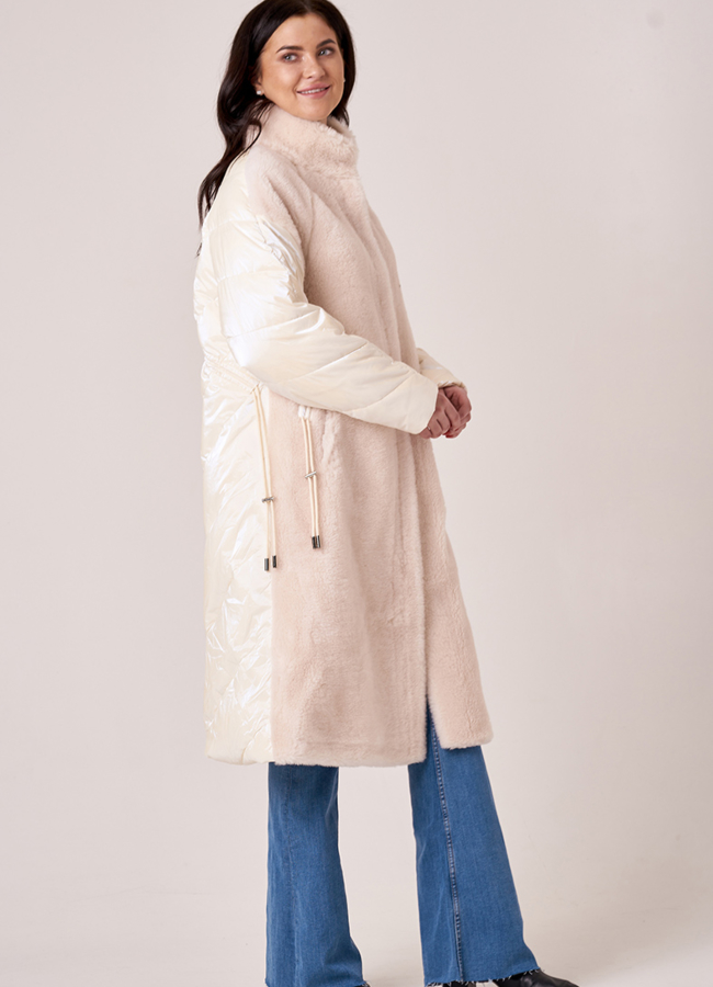 Белый пуховик с шерстью модель № 2112 универмаг малина