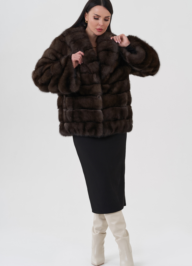 Шуба из соболя  модель № 24636 меха малина