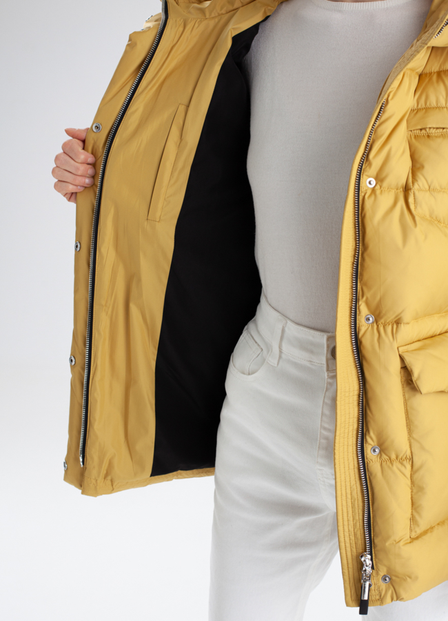 Женский пуховик свободного кроя  модель № 23342 универмаг малина Женский пуховик свободного кроя  модель № 23342 универмаг малина