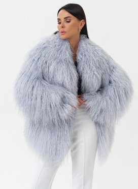 Женская шуба из меха ламы Женская шуба из меха ламы