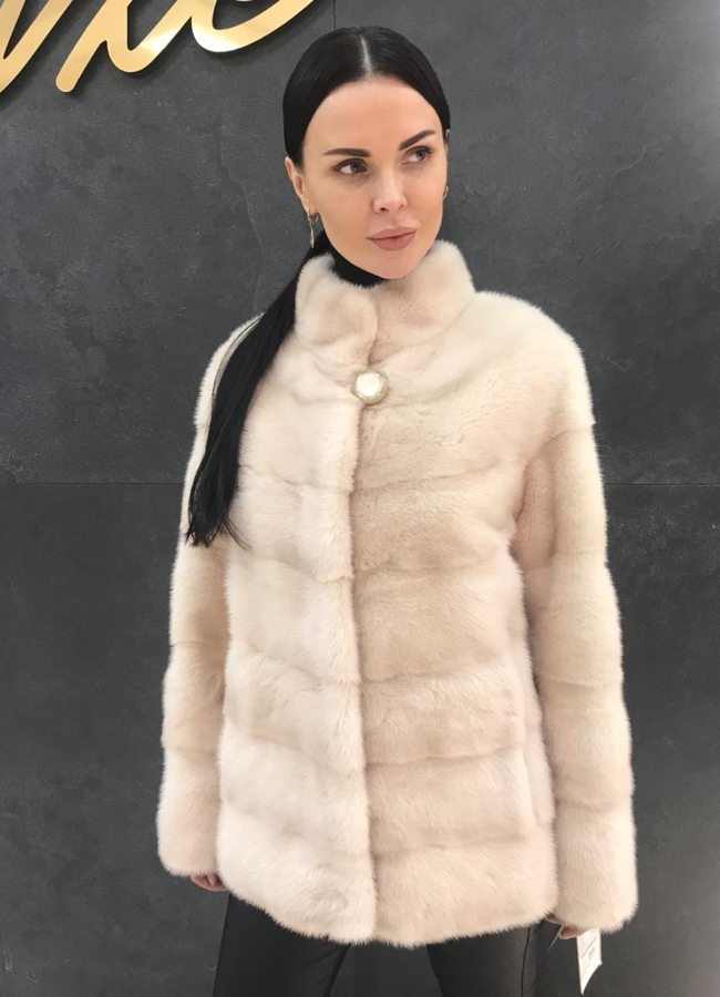 Шуба из норки модель № 311 меха малина