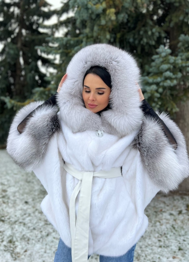 Норковая шуба с капюшоном отделка  из песца  модель № 79234 универмаг малина