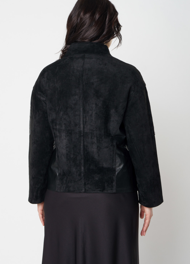 Куртка женская из эко кожи черного цвета модель № 8856 в рассрочку