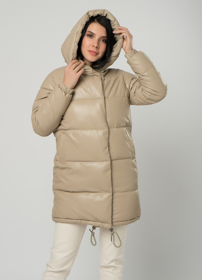 Светлый пуховик из эко кожи модель № 75374 универмаг малина
