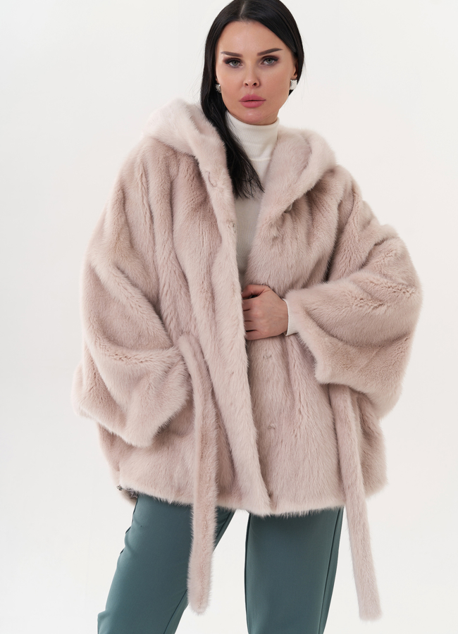 Норковая шуба с капюшоном модель № 26662 универмаг малина