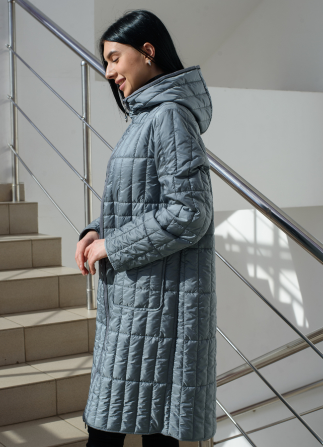 Плащ серого цвета с капюшоном  модель № 22583 универмаг малина