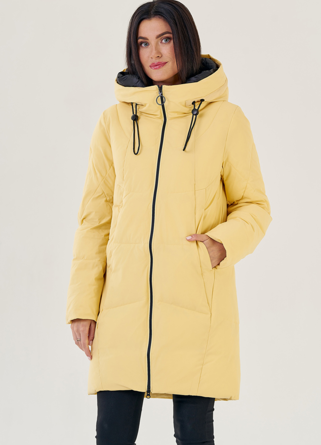 Женский пуховик с капюшоном  модель № 3316 меха малина