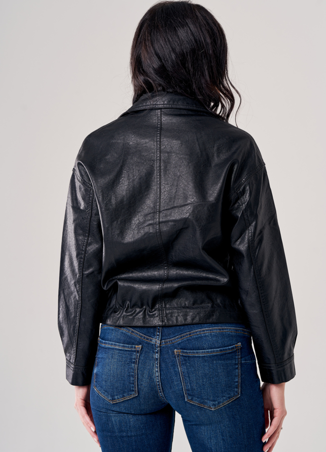 Куртка оверсайз из искусственной кожи модель № 20642 универмаг малина