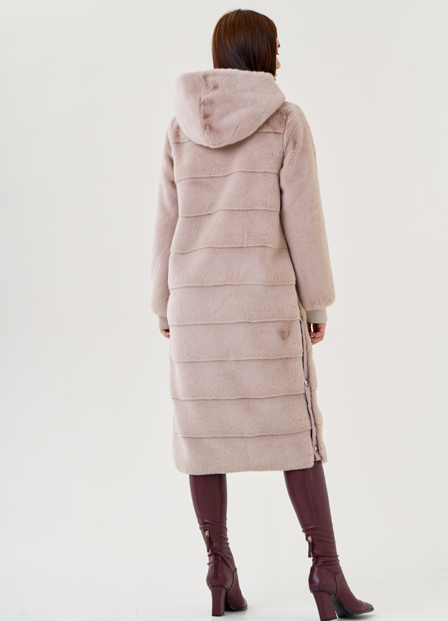 Пальто из искусственного меха с капюшоном модель № 79331 в кредит