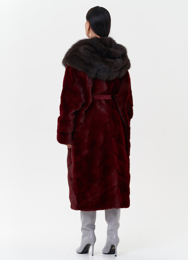 Норковая шуба с капюшоном из меха куницы модель № 27698 в кредит