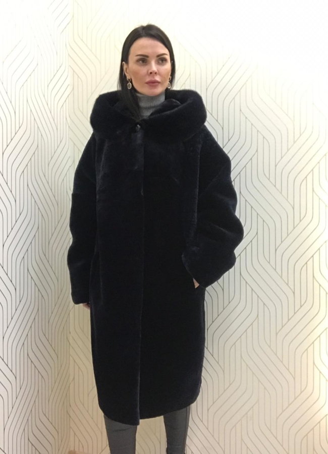 Шуба из мутона модель № Р-87 меха малина