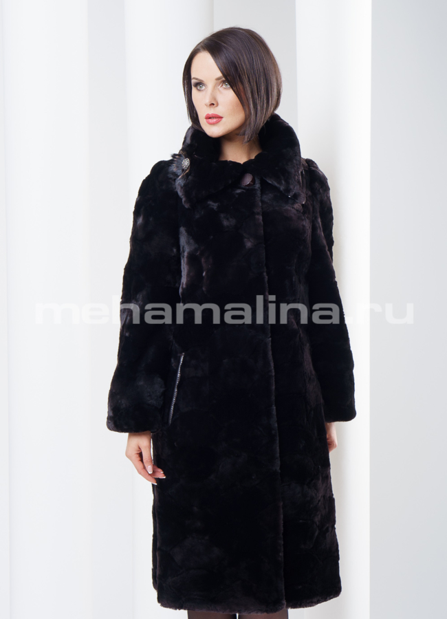 Шуба из частей мутона с воротником модель № S-258 меха малина