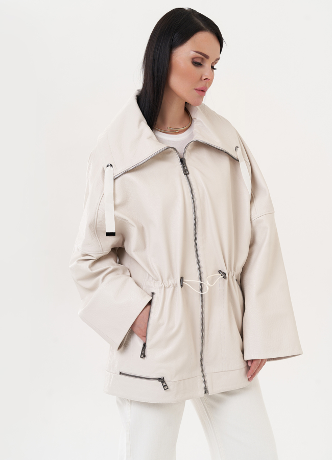 Светлая куртка оверсайз из натуральной кожи модель № 27141 меха малина