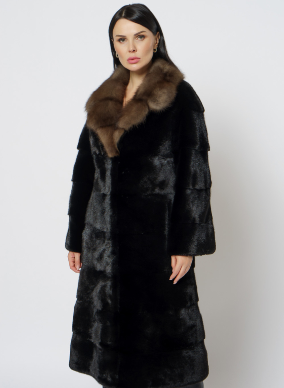 Шуба из норки с английским воротником