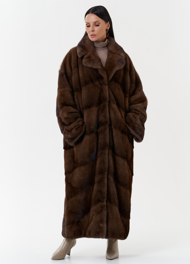 Женская шуба из скандинавской норки с английским воротником модель № 27666 меха малина