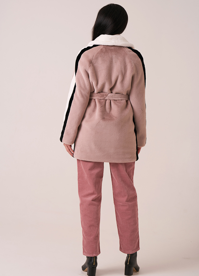 Шуба из искусственного меха с английским воротником на поясе модель № 1107 в кредит