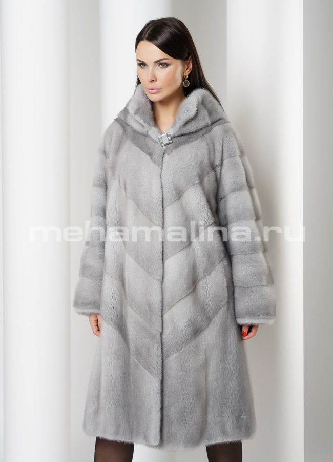 Норковая шуба с капюшоном в цвете сапфир модель № S-733 меха малина