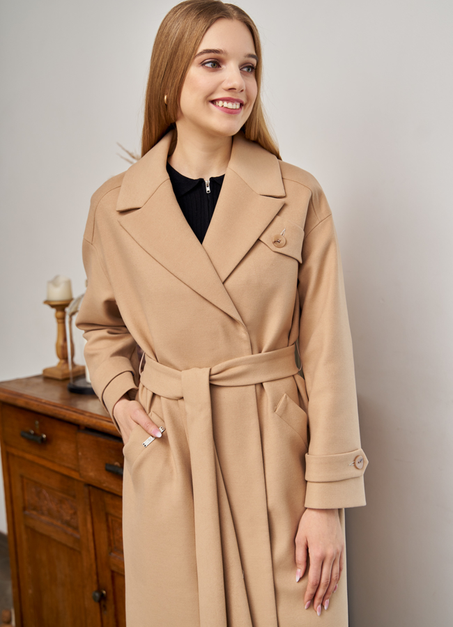 Женское пальто с английским воротником   модель № 22421 меха малина