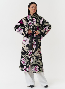 Пальто из эко меха с цветочным принтом