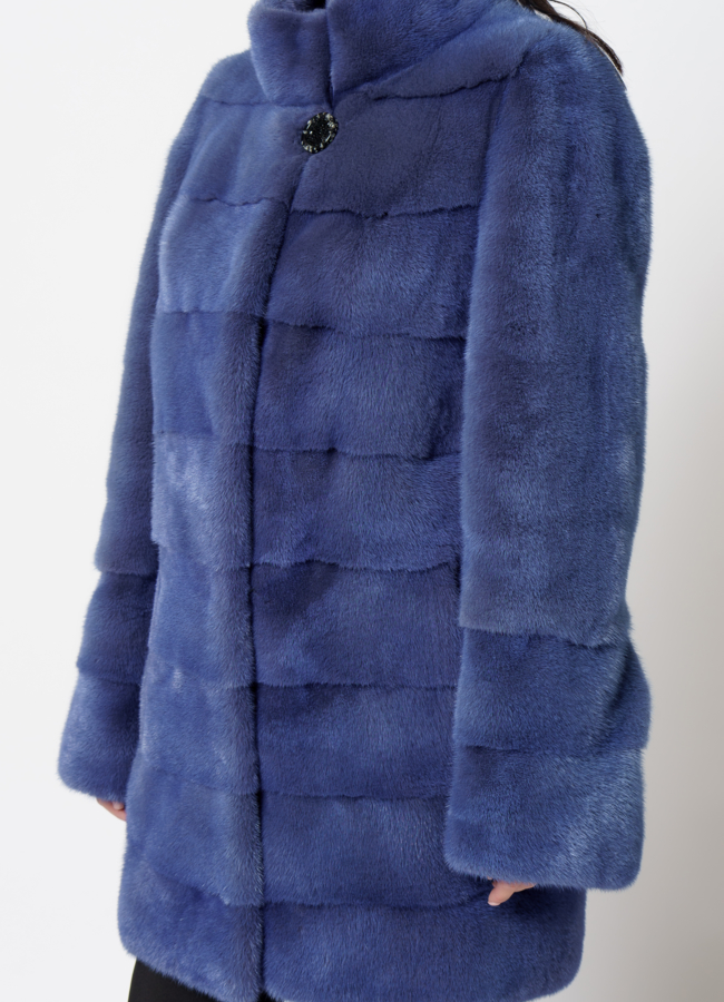 Шуба с воротником стойкой из скандинавской норки модель № 21474 универмаг малина