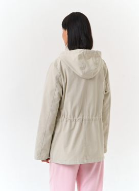 Женская ветровка с капюшоном