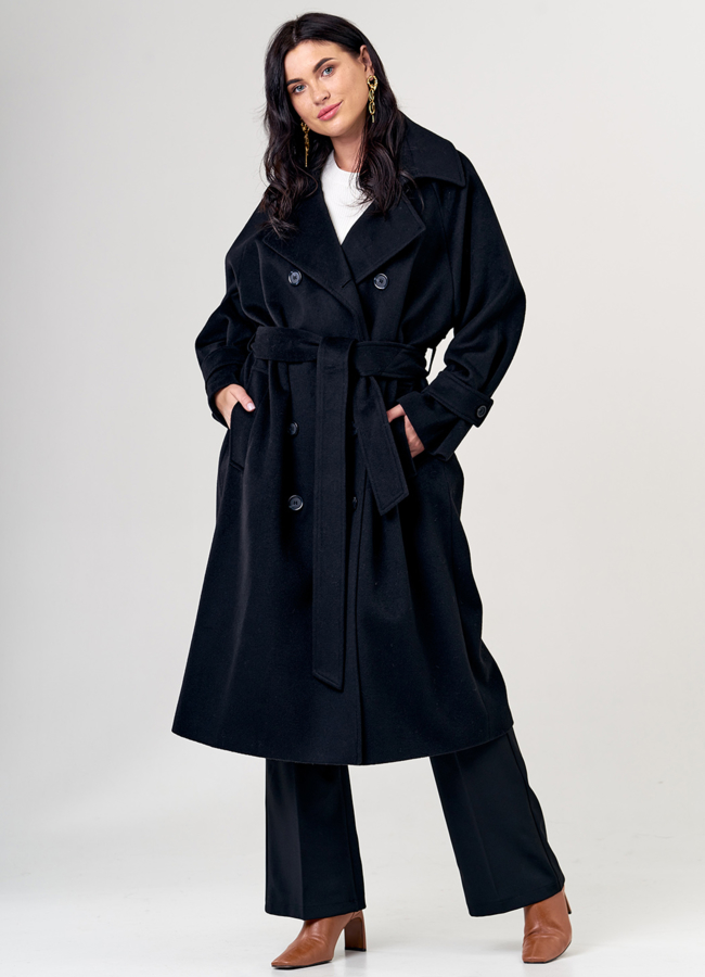 Женское объемное пальто черного цвета с английским воротником модель № 0228 меха малина