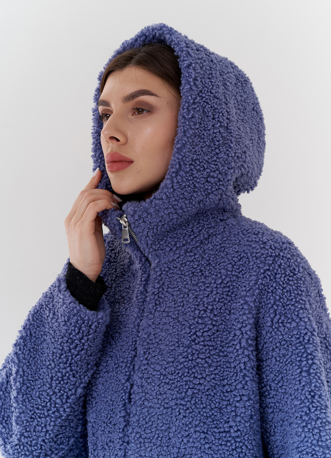 Женская куртка из искусственного меха в синем цвете модель № 24324 универмаг малина