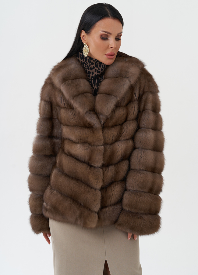 Шуба из меха куницы с английским воротником модель № 28084 меха малина