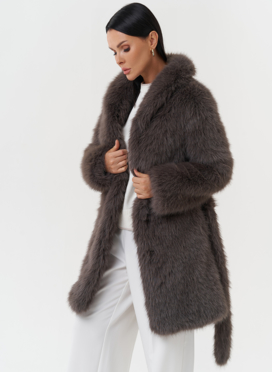 Шуба из эко меха под песца