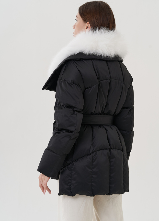 фото Короткий женский пуховик с поясом модель № 25729