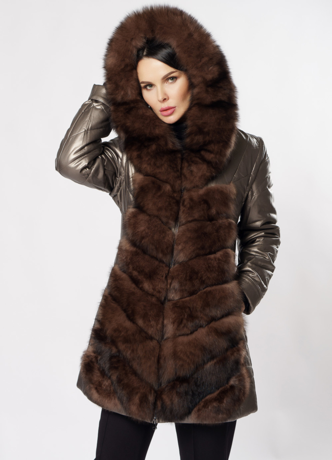 Пуховик с мехом модель № 15559 универмаг малина