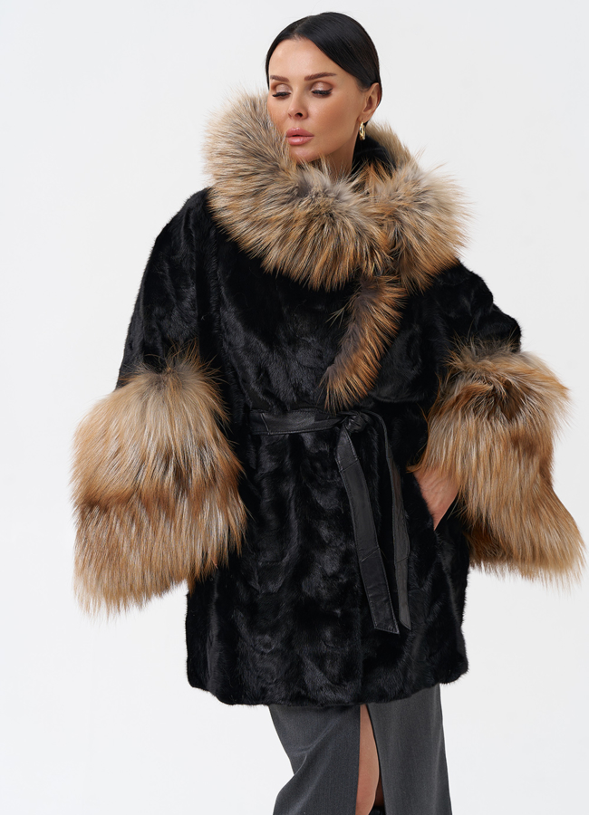 Шуба из скандинавской норки с лисой модель № 29216 универмаг малина