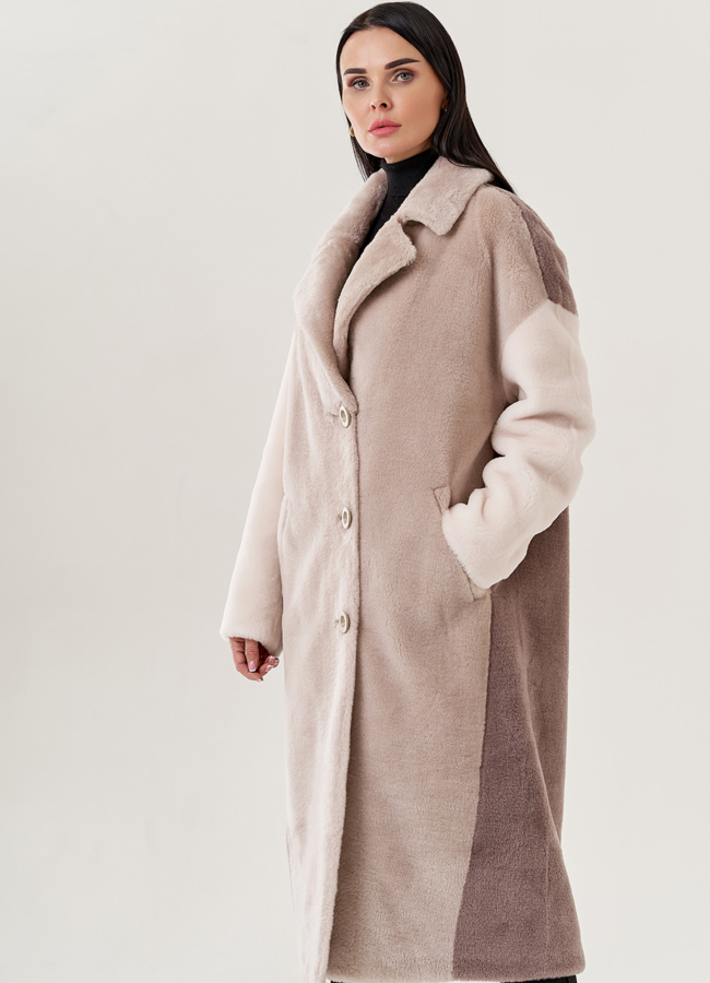 Женское пальто из эко меха  с английским воротником  модель № 79479 в рассрочку