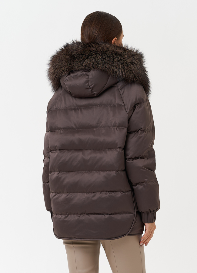 Куртка с капюшоном из чернобурки модель № 28861 универмаг малина