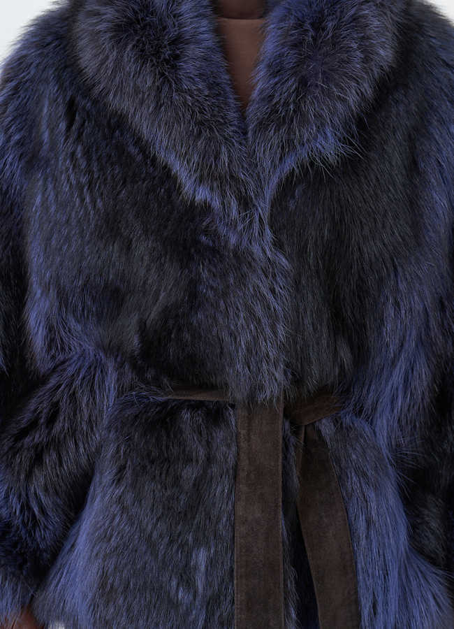 Шуба из енота с английским воротником модель № 29486 в рассрочку
