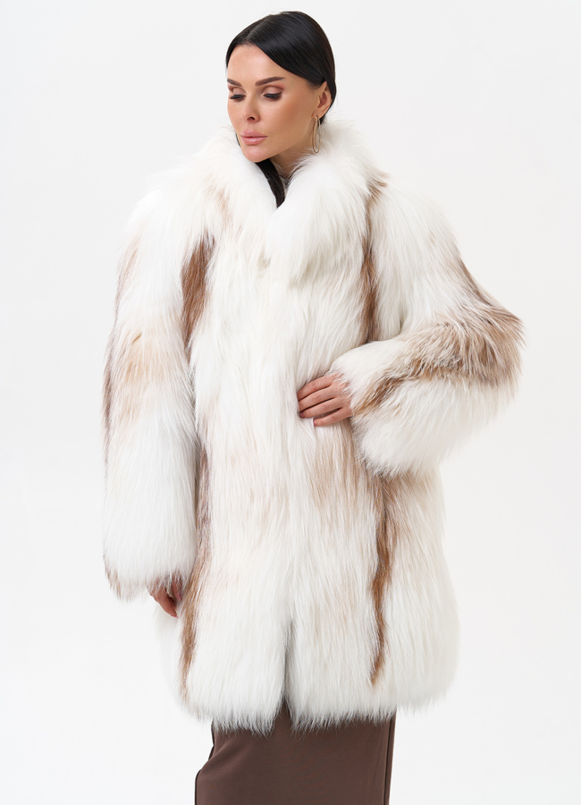Белая шуба из лисы модель № 29481 универмаг малина