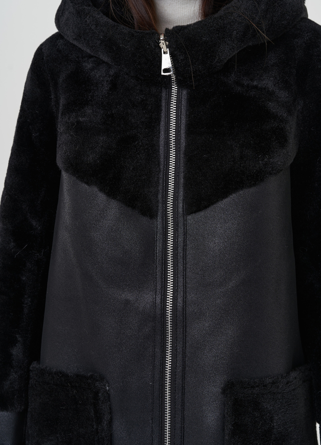 Двухсторонняя женская эко дубленка черного цвета модель № 25402 универмаг малина
