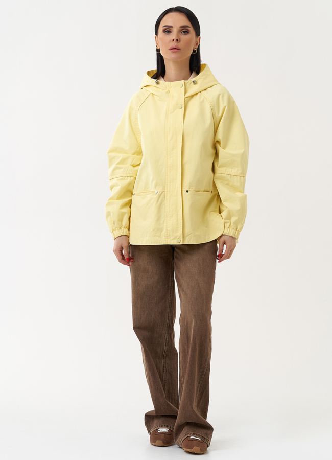 фото Женская ветровка желтого цвета с капюшоном модель № 30438