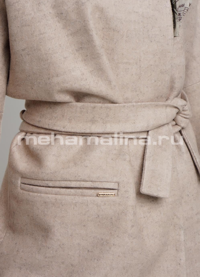 Бежевое пальто Aurora модель № 359 универмаг малина