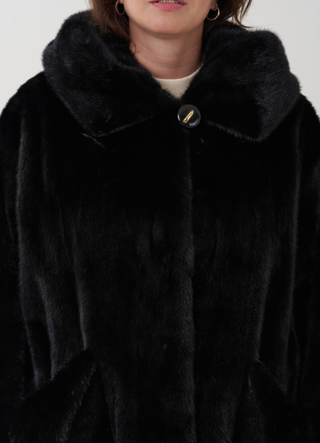 Шуба из норки с капюшоном  модель № 24827 в рассрочку