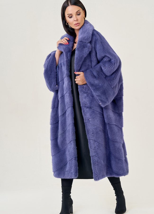 Шуба из норки оверсайз фиолетового цвета модель № 78776 в рассрочку