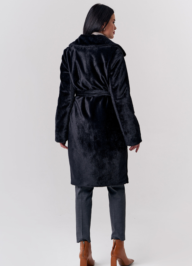 фото Шуба из экомеха черного цвета с английским воротником модель № 21874